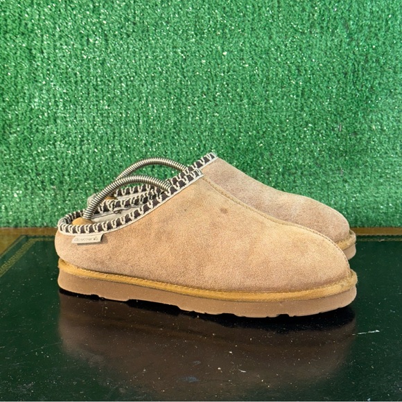 BearPaw Tan Slip-On Sneakers - Picture 3 of 6